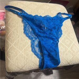 Victoria's Secret Vibrant Blue Lace Panties L